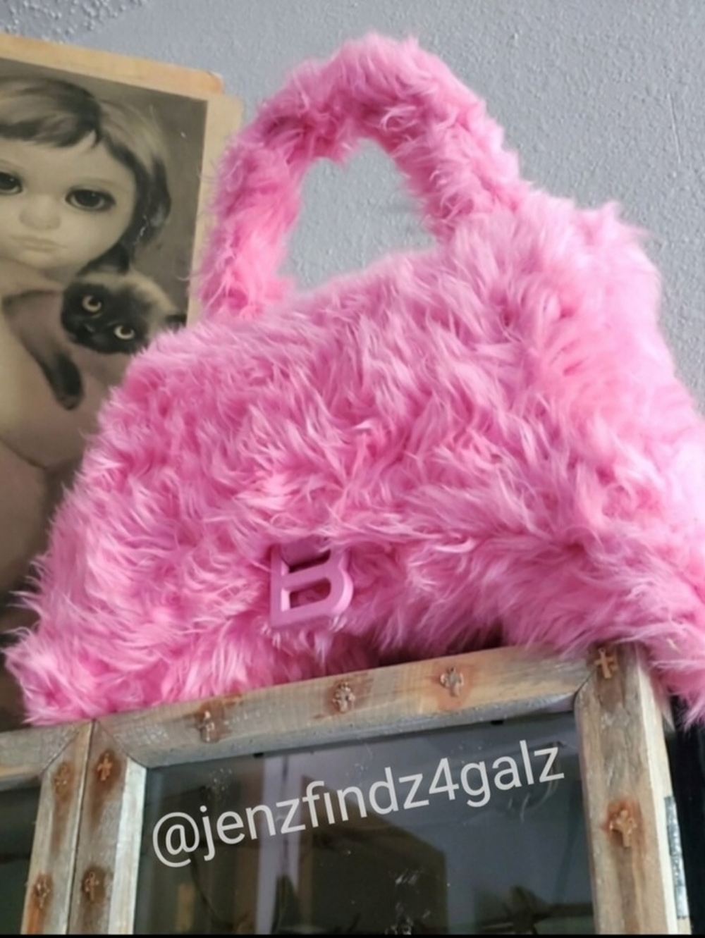 NWT Balenciaga Fluffy Pink Faux Fur Medium Hourglass Top Handle Bag Dustbag Rare - Picture 3 of 13